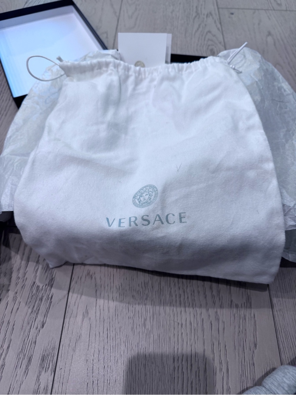 Authentic Versace White Leather Pumps with Gold Medusa DECOLLETE VITELLINO 38 - Picture 16 of 16
